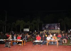 Polres Mukomuko Antusias Bersama Warganya Dukung Timnas Indonesia