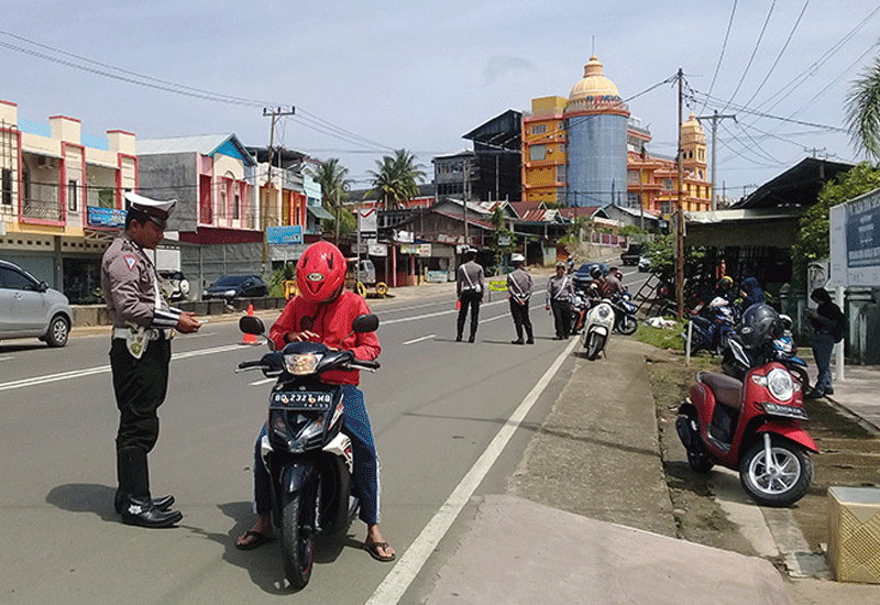Razia rutin yang digelar Satlantas Polres Bengkulu di Jalan Kebun Tebeng, Kecamatan Ratu Agung Kota Bengkulu.