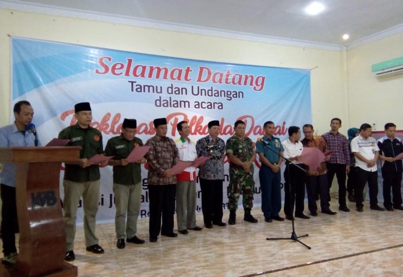Aliansi Jurnalis  Pemilu (AJPP) Bengkulu yang menggelar deklarasi Pilkwakot Damai tahun 2018