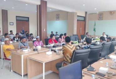 Masyarakat Dengan PT. Pamor Ganda Memanas, Bersama LIRA Datangi Komisi I DPRD Provinsi Bengkulu